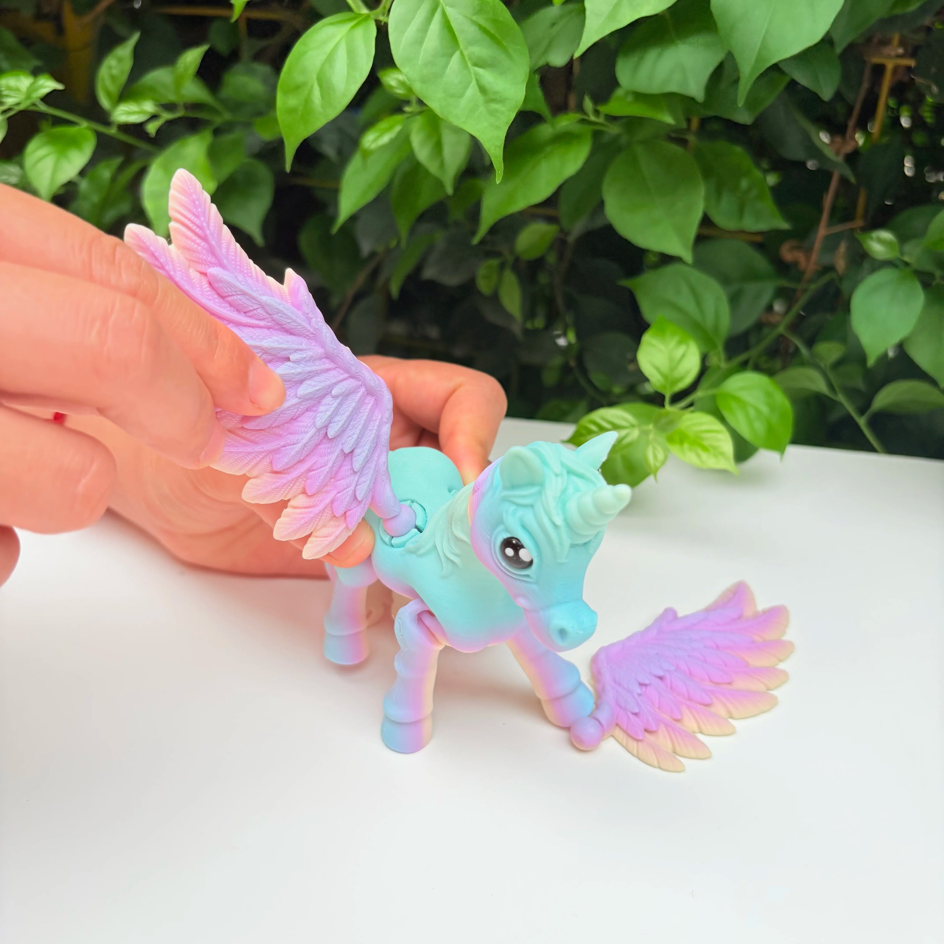 3d-printed-articulated-unicorn-pegasus-poseable