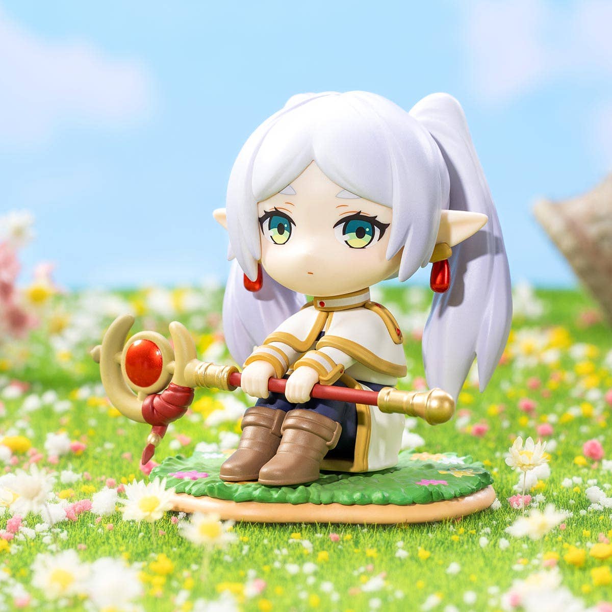 Frieren Beyond Journey Figurine, Collectible Blind Box Figure Pop Mart Official - MagikaPop